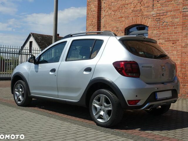 Дачія Sandero StepWay, об'ємом двигуна 1 л та пробігом 113 тис. км за 8186 $, фото 2 на Automoto.ua