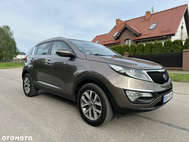 Кіа Sportage, об'ємом двигуна 1.59 л та пробігом 173 тис. км за 10778 $, фото 31 на Automoto.ua