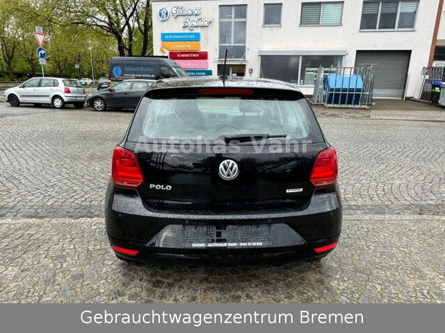 Чорний Фольксваген Поло, об'ємом двигуна 1 л та пробігом 93 тис. км за 9667 $, фото 4 на Automoto.ua