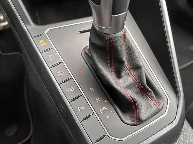 Фольксваген Polo GTI 2018 у Європі на Automoto.ua Чорний Фольксваген Polo GTI, об'ємом двигуна 1.98 л та пробігом 61 тис. км за 25668 $, фото 17 на Automoto.ua