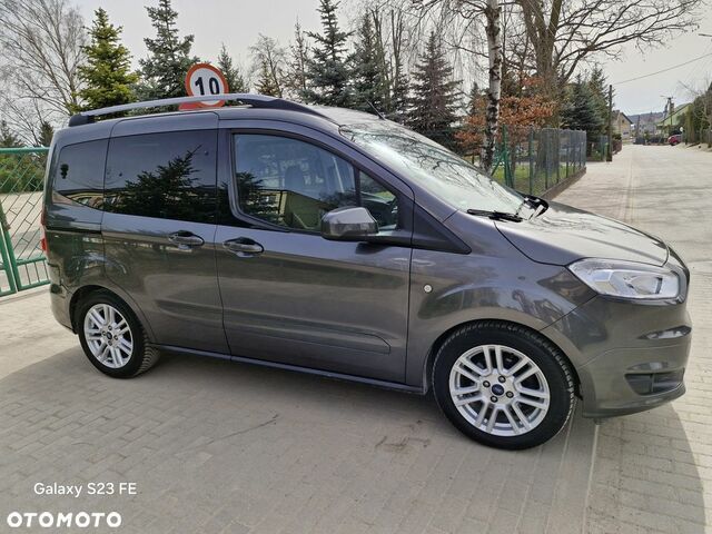 Форд Tourneo Courier, объемом двигателя 1 л и пробегом 160 тыс. км за 7127 $, фото 4 на Automoto.ua