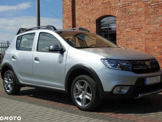 Дачія Sandero StepWay, об'ємом двигуна 1 л та пробігом 113 тис. км за 8186 $, фото 5 на Automoto.ua