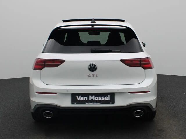 Фольксваген Гольф ГТІ 2023 у Європі на Automoto.ua Білий Фольксваген Гольф ГТІ, об'ємом двигуна 1.98 л та пробігом 14 тис. км за 58118 $, фото 4 на Automoto.ua