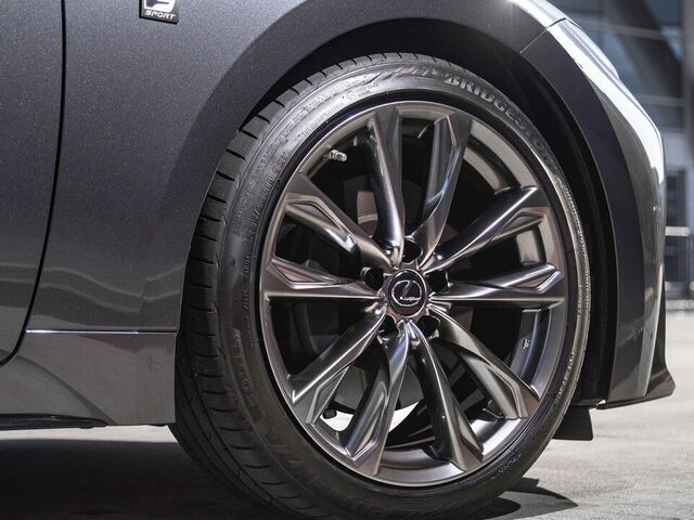 Lexus IS 2023 привід Купити повнопривідний Lexus IS 2023