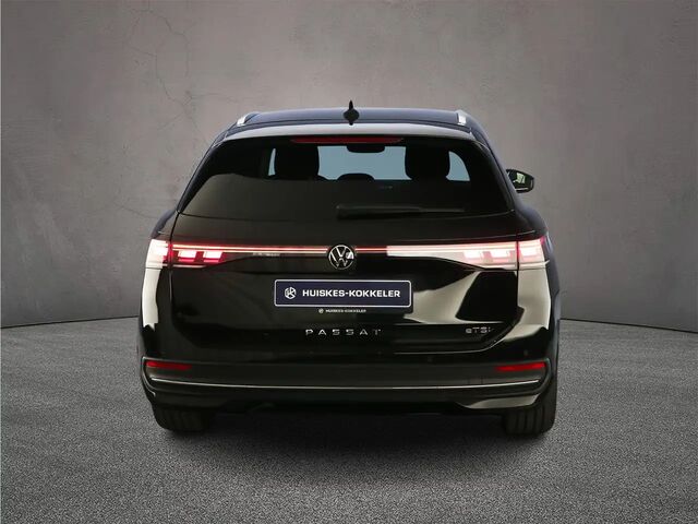 Фольксваген Пассат Варіант 2024 у Європі на Automoto.ua Чорний Фольксваген Пассат Варіант, об'ємом двигуна 1.5 л та пробігом 34 тис. км за 52052 $, фото 8 на Automoto.ua