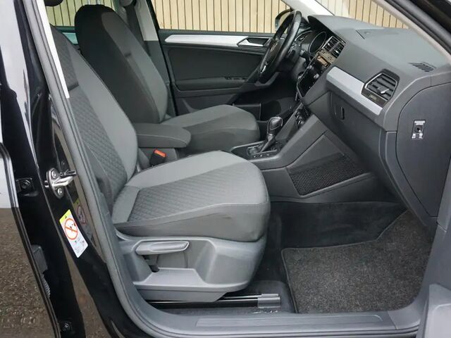 Фольксваген Тігуан 2017 у Європі на Automoto.ua Чорний Фольксваген Тігуан, об'ємом двигуна 1.4 л та пробігом 78 тис. км за 28647 $, фото 9 на Automoto.ua