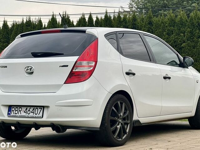 Хендай i30, объемом двигателя 1.4 л и пробегом 151 тыс. км за 4082 $, фото 21 на Automoto.ua