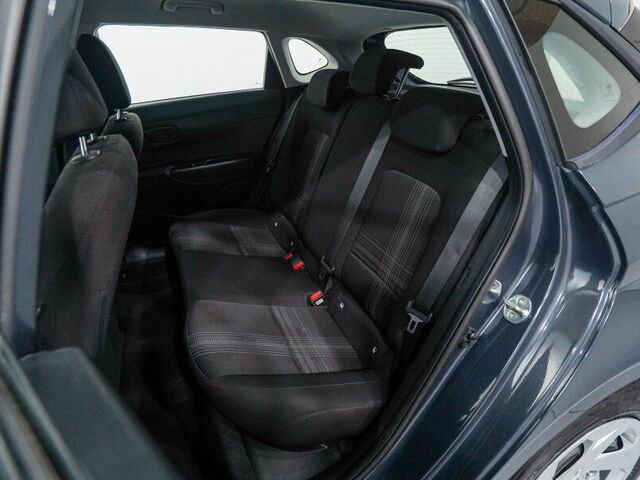 Хендай і20 2022 у Європі на Automoto.ua Синій Хендай і20, об'ємом двигуна 1 л та пробігом 72 тис. км за 16908 $, фото 30 на Automoto.ua