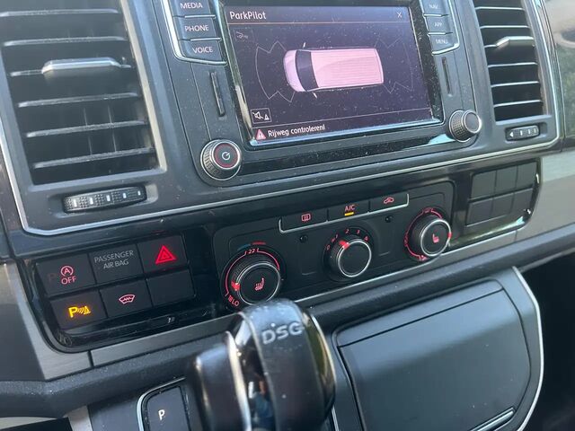 Фольксваген Transporter 2018 у Європі на Automoto.ua Чорний Фольксваген Transporter, об'ємом двигуна 1.97 л та пробігом 187 тис. км за 31431 $, фото 10 на Automoto.ua