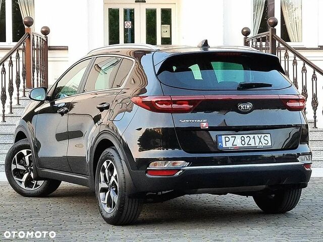 Киа Sportage, объемом двигателя 1.59 л и пробегом 16 тыс. км за 22657 $, фото 2 на Automoto.ua