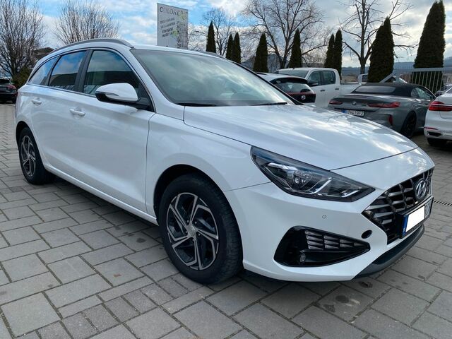 Белый Хендай i30, объемом двигателя 1.6 л и пробегом 120 тыс. км за 16374 $, фото 7 на Automoto.ua