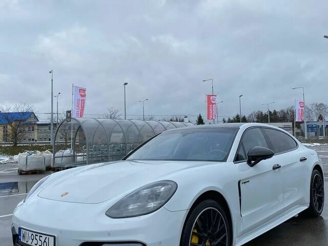 Порше Panamera, об'ємом двигуна 4 л та пробігом 64 тис. км за 104968 $, фото 7 на Automoto.ua