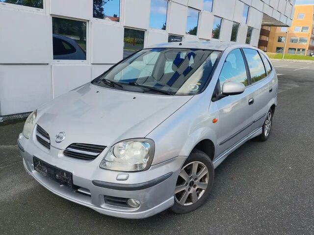 Ніссан Альмера Тіна 2004 у Європі на Automoto.ua Сірий Ніссан Альмера Тіна, об'ємом двигуна 0 л та пробігом 175 тис. км за 3494 $, фото 1 на Automoto.ua