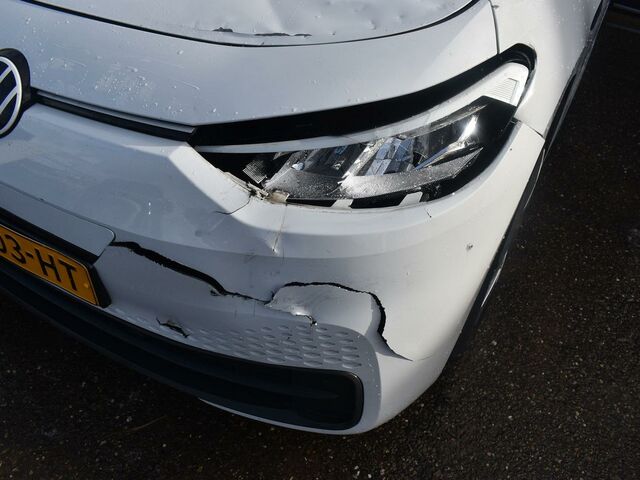 Фольксваген ID.3 2020 в Европе на Automoto.ua Белый Фольксваген ID.3, объемом двигателя 0 л и пробегом 154 тыс. км за 11192 $, фото 18 на Automoto.ua