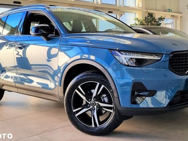 Вольво XC40, объемом двигателя 1.97 л и пробегом 10 тыс. км за 42147 $, фото 1 на Automoto.ua