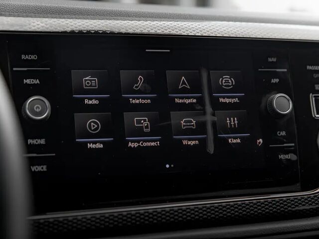 Фольксваген Поло 2024 в Европе на Automoto.ua Черный Фольксваген Поло, объемом двигателя 1 л и пробегом 43 тыс. км за 24915 $, фото 8 на Automoto.ua