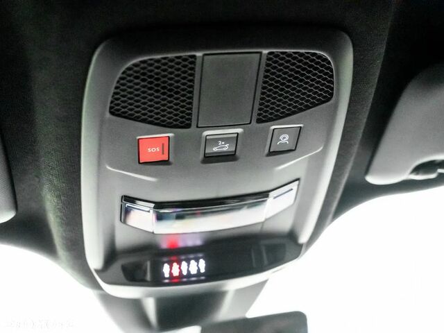 Альфа Ромео Джуниор 2025 в Европе на Automoto.ua Серый Альфа Ромео Джуниор, объемом двигателя 1 л и пробегом 350 тыс. км за 34601 $, фото 27 на Automoto.ua