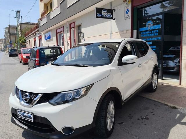 Ніссан Кашкай 2014 у Європі на Automoto.ua Білий Ніссан Кашкай, об'ємом двигуна 1.46 л та пробігом 162 тис. км за 10490 $, фото 1 на Automoto.ua