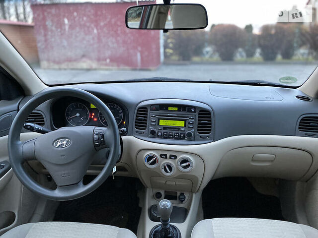 Хендай Акцент, Седан 2006 - н.в. III Sedan 1.4 i 16V
