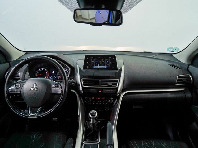 Мицубиси Eclipse Cross 2019 в Европе на Automoto.ua Синий Мицубиси Eclipse Cross, объемом двигателя 1.5 л и пробегом 95 тыс. км за 21246 $, фото 11 на Automoto.ua