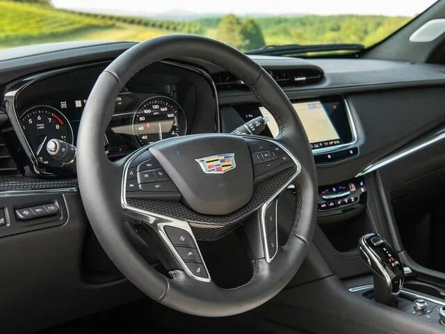 Дивитись фотографії салону Cadillac XT5 2023