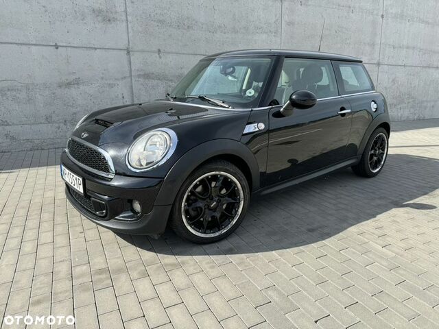 Міні Cooper S, об'ємом двигуна 1.6 л та пробігом 122 тис. км за 7127 $, фото 5 на Automoto.ua