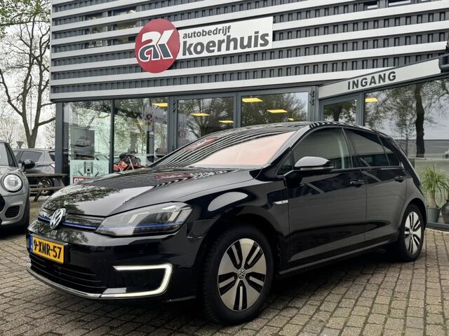 Фольксваген e-Golf 2014 у Європі на Automoto.ua Чорний Фольксваген e-Golf, об'ємом двигуна 0 л та пробігом 129 тис. км за 11595 $, фото 7 на Automoto.ua