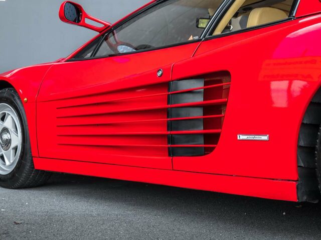Червоний Феррарі Testarossa, об'ємом двигуна 4.94 л та пробігом 66 тис. км за 217628 $, фото 9 на Automoto.ua