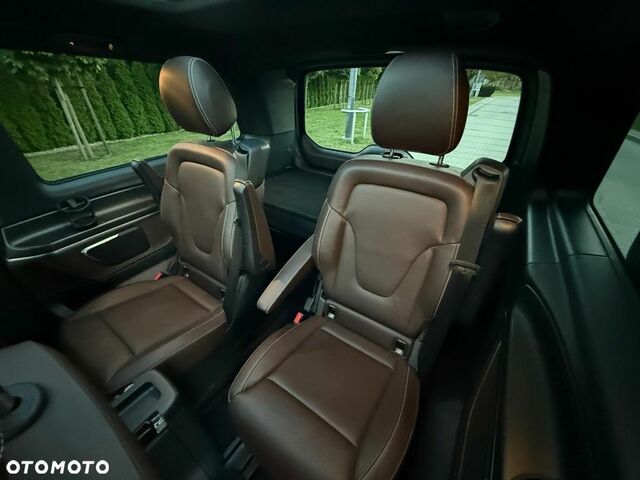 Мерседес В-Клас 2016 у Європі на Automoto.ua Білий Мерседес В-Клас, об'ємом двигуна 2.14 л та пробігом 180 тис. км за 41100 $, фото 21 на Automoto.ua
