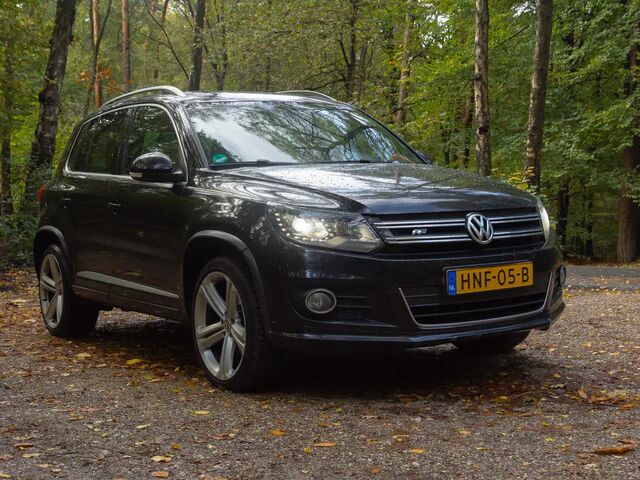 Фольксваген Тигуан 2014 в Европе на Automoto.ua Черный Фольксваген Тигуан, объемом двигателя 1.98 л и пробегом 226 тыс. км за 16363 $, фото 2 на Automoto.ua