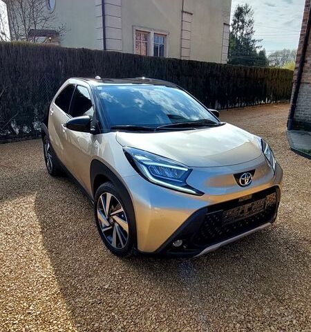 Тойота Aygo X, об'ємом двигуна 1 л та пробігом 7 тис. км за 15032 $, фото 1 на Automoto.ua