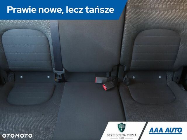 Ніссан Навара, об'ємом двигуна 2.49 л та пробігом 95 тис. км за 13607 $, фото 10 на Automoto.ua