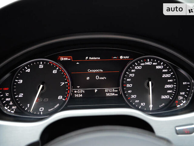 Ауди С8, Седан 2011 - н.в. 4,0 TFSI (520) quattro