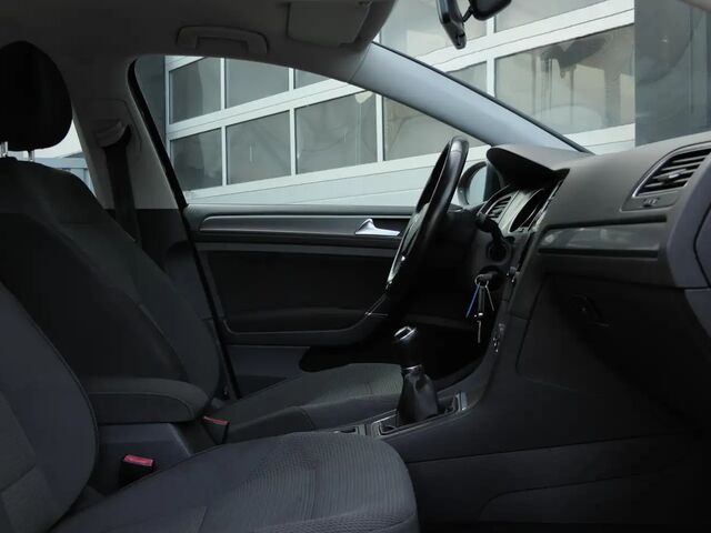 Фольксваген Гольф 2013 у Європі на Automoto.ua Чорний Фольксваген Гольф, об'ємом двигуна 1.2 л та пробігом 189 тис. км за 9060 $, фото 10 на Automoto.ua