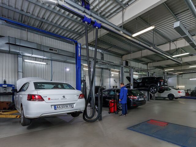 Автосалон "Ілта на Харьківському" у Києві на Automoto.ua Купити нове авто у Києві в автосалоні "Ілта на Харьківському" | Фото 10 на Automoto.ua