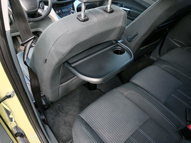 Форд Сі-Макс 2011 у Європі на Automoto.ua Жовтий Форд Сі-Макс, об'ємом двигуна 0 л та пробігом 101 тис. км за 4100 $, фото 6 на Automoto.ua