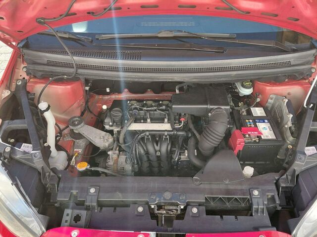 Мицубиси Кольт 2009 в Европе на Automoto.ua Красный Мицубиси Кольт, объемом двигателя 0 л и пробегом 172 тыс. км за 1299 $, фото 7 на Automoto.ua