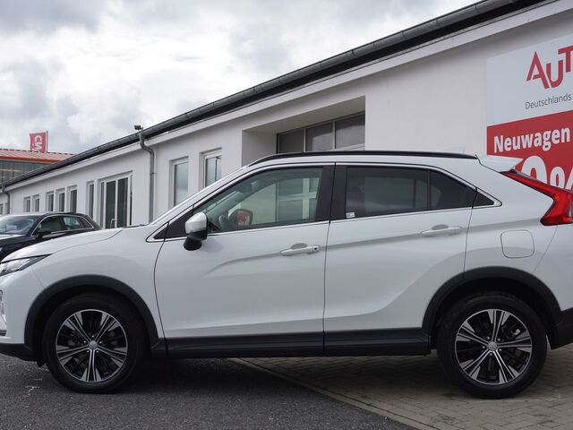 Мицубиси Eclipse Cross 2019 в Европе на Automoto.ua Мицубиси Eclipse Cross, объемом двигателя 1.5 л и пробегом 43 тыс. км за 17990 $, фото 2 на Automoto.ua