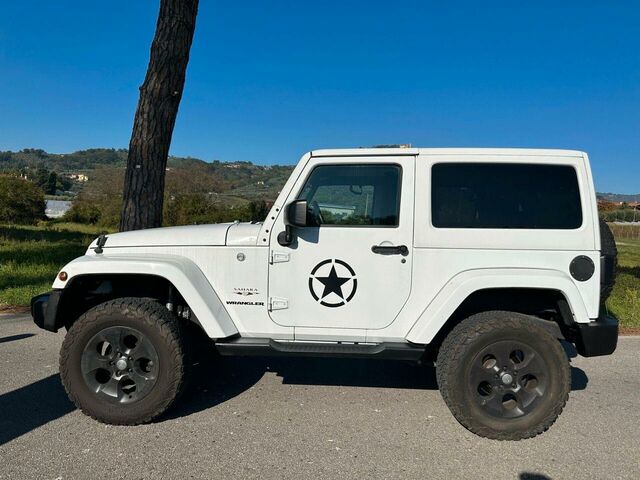 Джип Вранглер 2017 в Европе на Automoto.ua Белый Джип Вранглер, объемом двигателя 2.78 л и пробегом 111 тыс. км за 32200 $, фото 7 на Automoto.ua