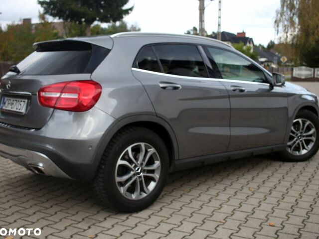 Мерседес ГЛА-Клас 2015 у Європі на Automoto.ua Сірий Мерседес ГЛА-Клас, об'ємом двигуна 2.14 л та пробігом 220 тис. км за 15957 $, фото 9 на Automoto.ua