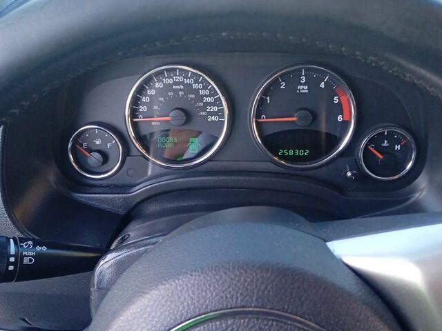 Джип Compass, об'ємом двигуна 2.14 л та пробігом 259 тис. км за 7322 $, фото 14 на Automoto.ua