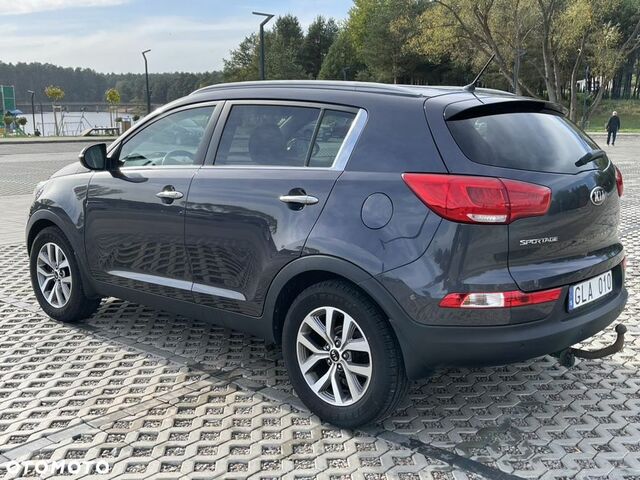 Кіа Sportage, об'ємом двигуна 1.59 л та пробігом 153 тис. км за 11123 $, фото 6 на Automoto.ua