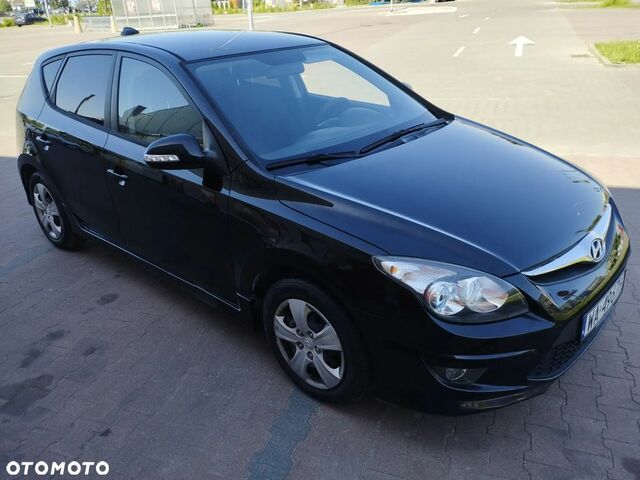 Хендай i30, объемом двигателя 1.59 л и пробегом 205 тыс. км за 6890 $, фото 30 на Automoto.ua