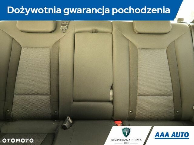 Хендай і40, об'ємом двигуна 1.69 л та пробігом 129 тис. км за 11879 $, фото 10 на Automoto.ua