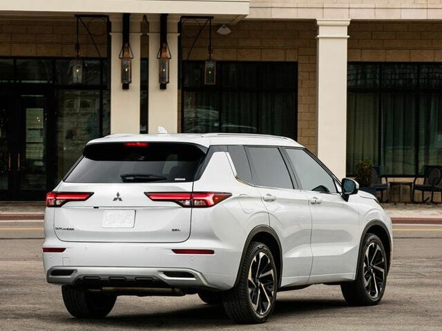 Технические характеристики Mitsubishi Outlander 2023