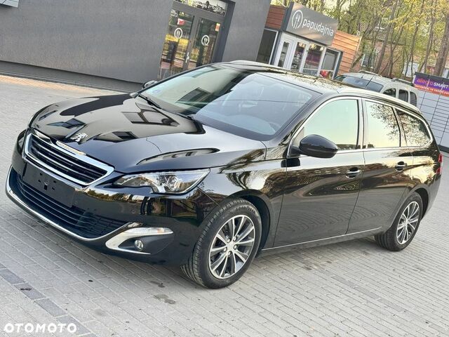 Пежо 308, об'ємом двигуна 1.2 л та пробігом 134 тис. км за 7754 $, фото 2 на Automoto.ua