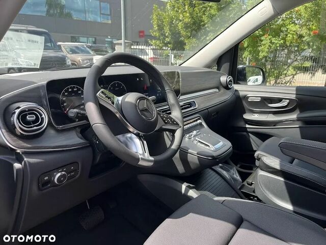 Мерседес В-Класс 2025 в Европе на Automoto.ua Синий Мерседес В-Класс, объемом двигателя 1 л и пробегом 5 тыс. км за 104028 $, фото 9 на Automoto.ua