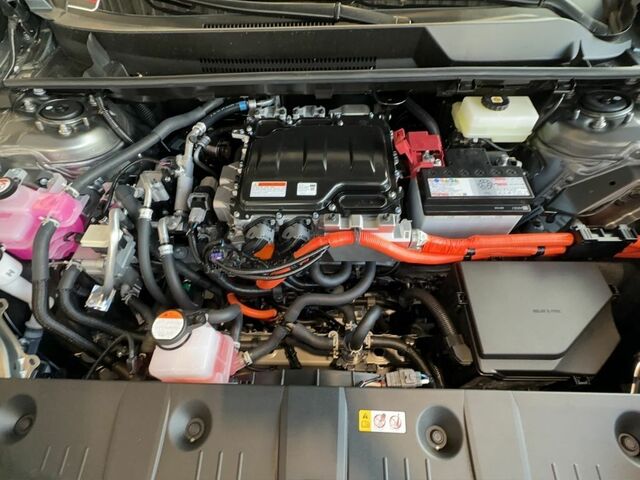 Сірий Тойота bZ4X, об'ємом двигуна 0 л та пробігом 8 тис. км за 49820 $, фото 14 на Automoto.ua