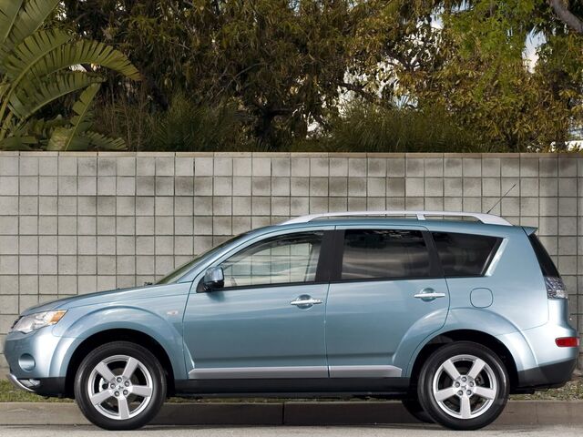 Мицубиси Аутлендер, Внедорожник / Кроссовер 2006 - 2012 II 2,0i (147) 4WD CVT