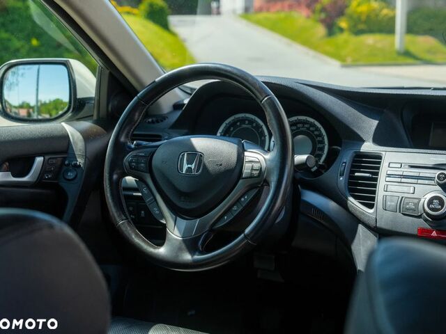 Хонда Аккорд, об'ємом двигуна 2 л та пробігом 251 тис. км за 11231 $, фото 10 на Automoto.ua